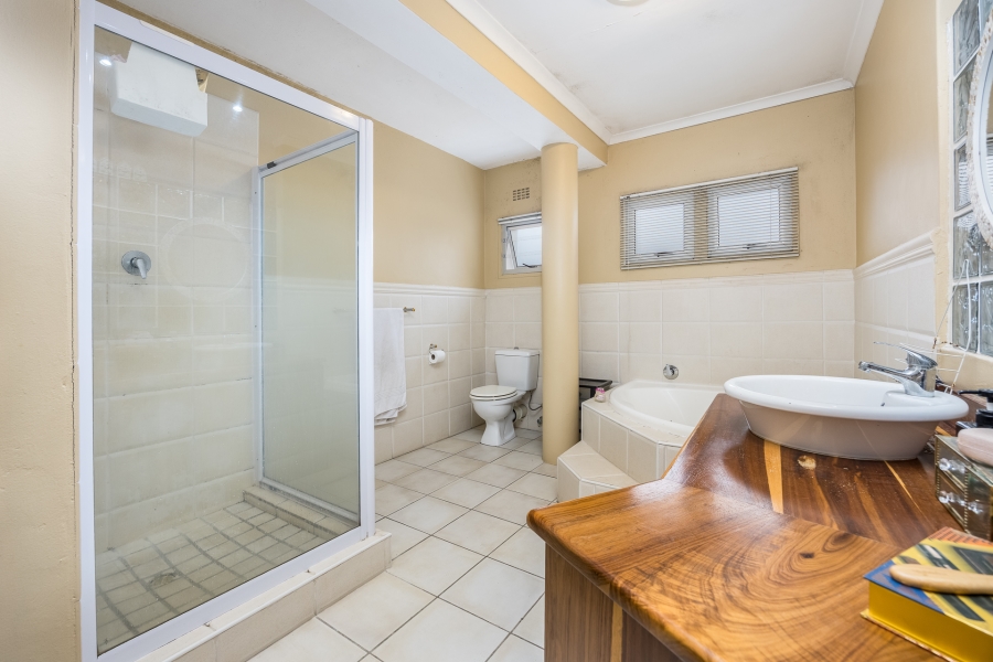 5 Bedroom Property for Sale in Rouxville Western Cape